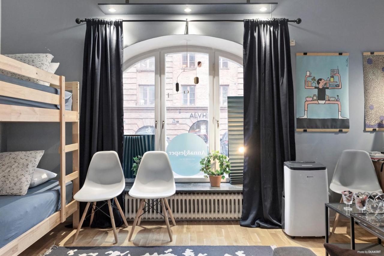Ow, By A&j - Familj & Bilen & Hunden - Liseberg & Avenyn! Couette-café