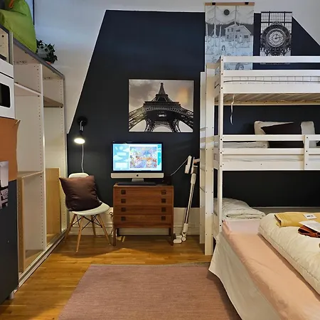 Ow, By A&J - Familj & Bilen & Hunden - Liseberg & Avenyn! Bed & Breakfast Gothenburg Room photo