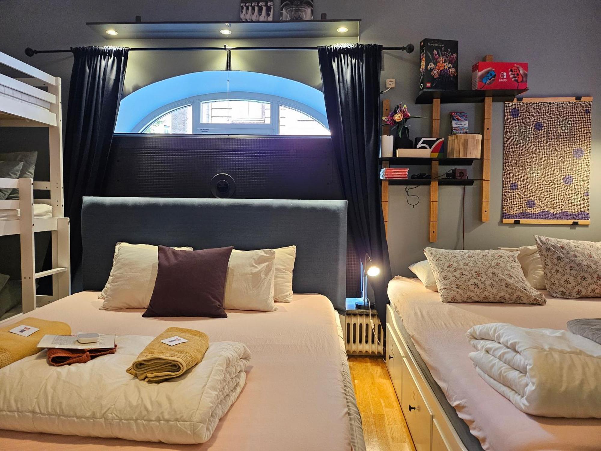 Ow, By A&j - Familj & Bilen & Hunden - Liseberg & Avenyn! Bed & Breakfast 4*